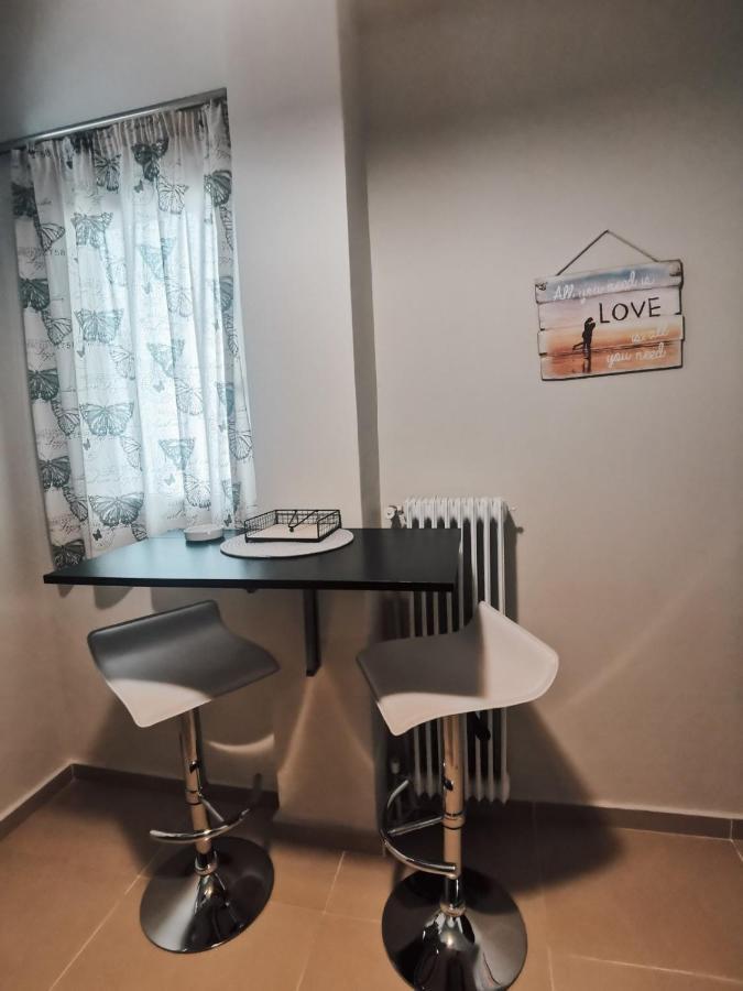 Efrosini'S By The Sea Apartment Chalkís Eksteriør billede